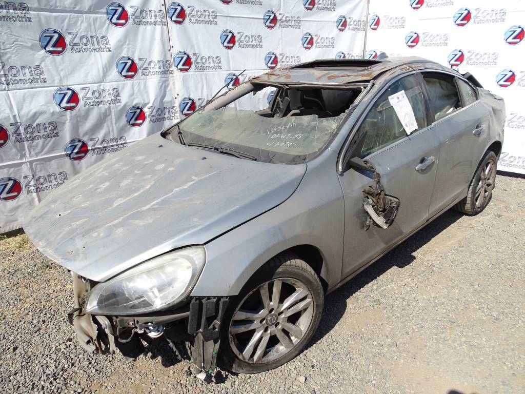 Volvo Serie S60 II 2.0 T Año 2011 #277