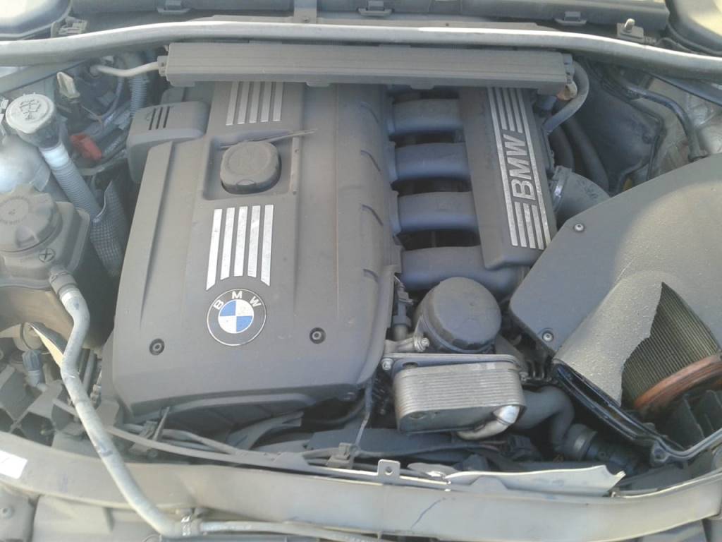 Bmw Serie 3 (E90) 325 i Año 2010 #256