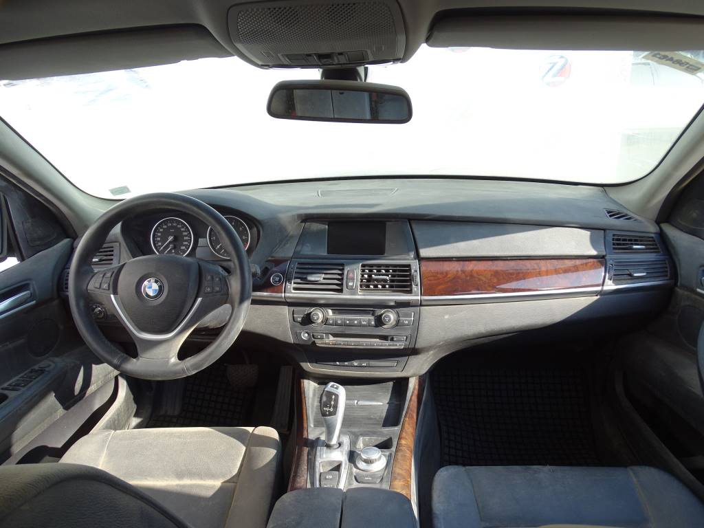 Bmw Serie X5 (E70) xDrive 48 i Año 2009 #287