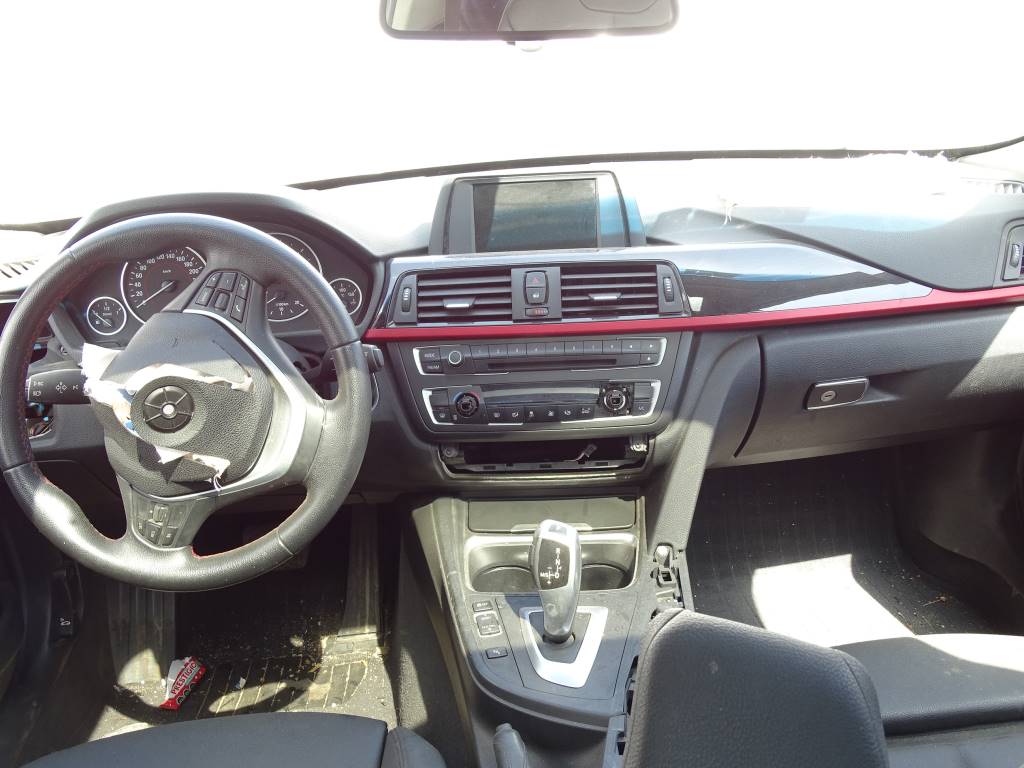 Bmw Serie 3 (F30-F80) 320 d Año 2014 #274