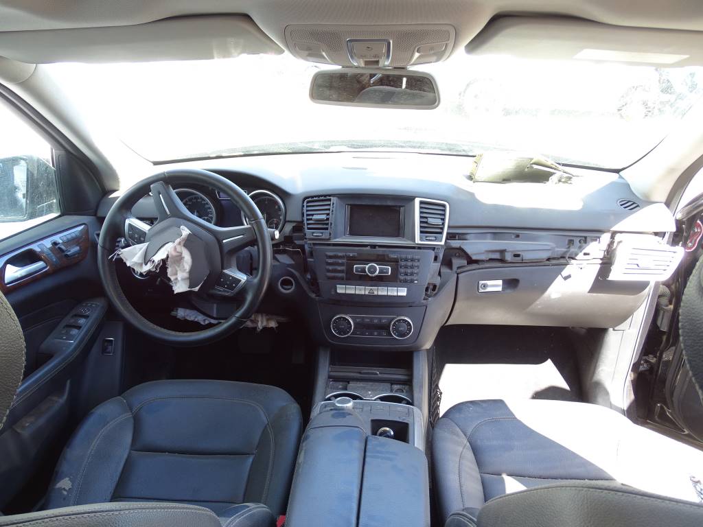 Mercedes Benz Clase ML (W166) ML 350 BlueTEC 4-matic Año 2011 #271