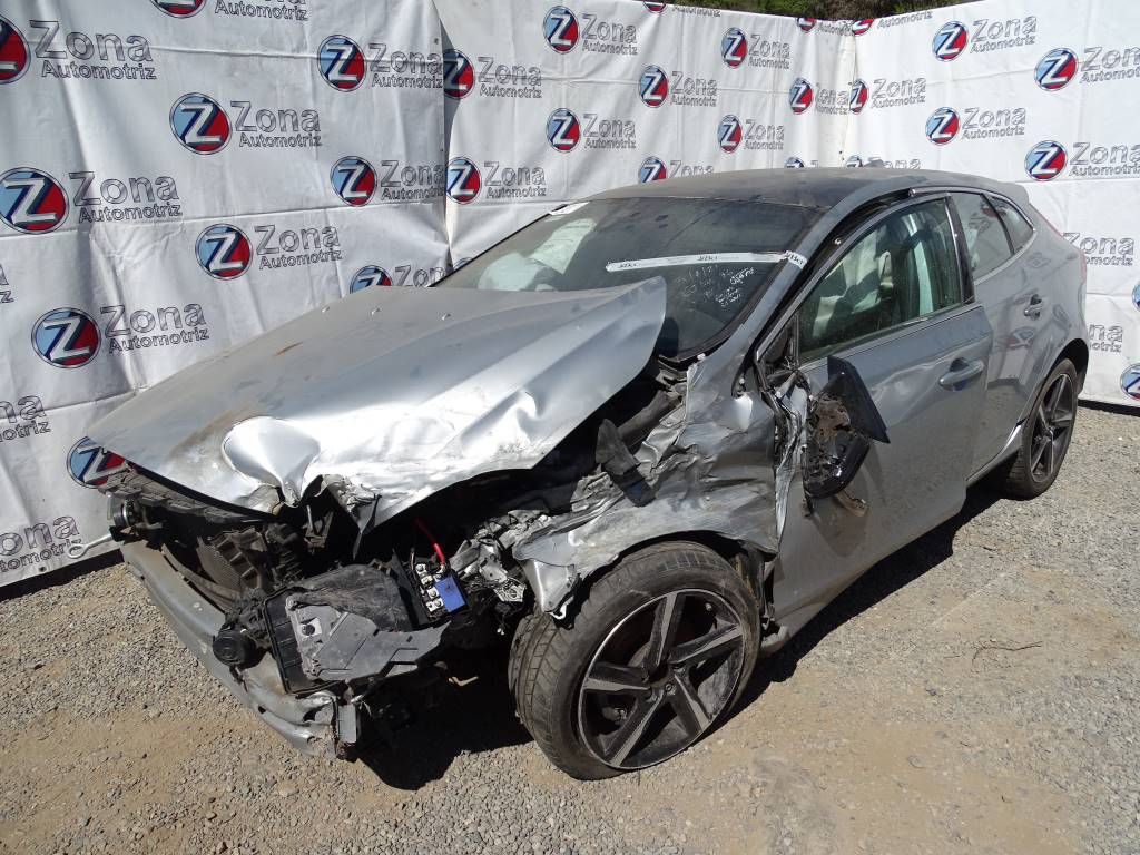 Volvo Serie V40 Fastback T4 GTDi Año 2014 #317