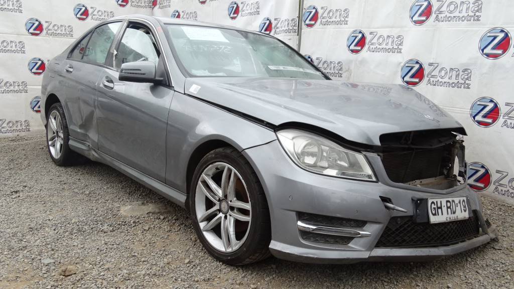Mercedes Benz Clase C (W204) C 180 CGI Año 2013 #352