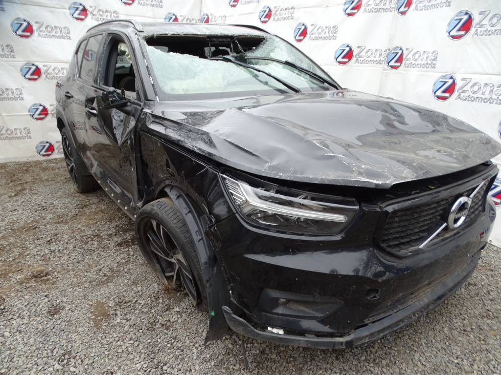 Volvo Serie XC40 T5 AWD Año 2021 #408