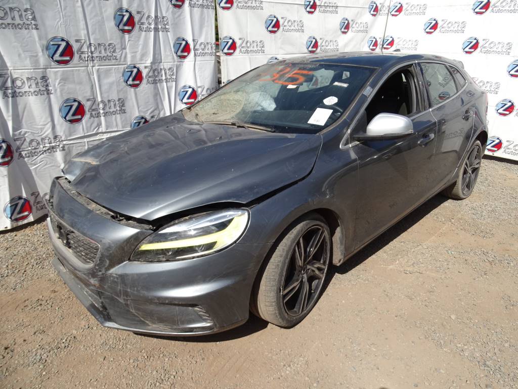 Volvo Serie V40 Fastback T4 Año 2017 #321