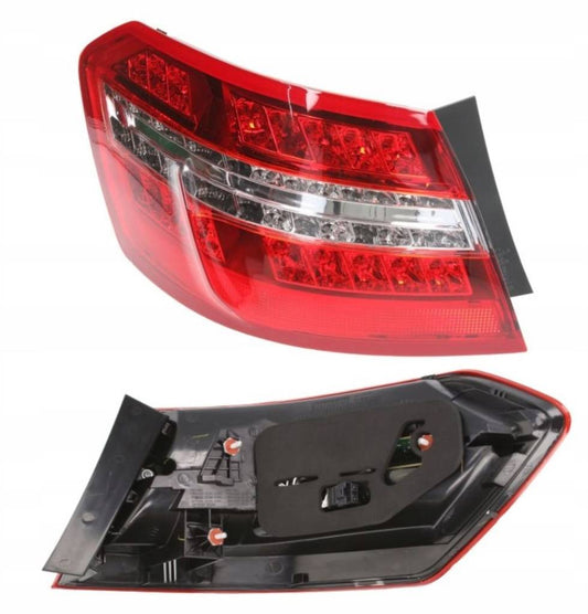 Farol Trasero Derecho Mercedes Benz Clase E (W212) 2128201264