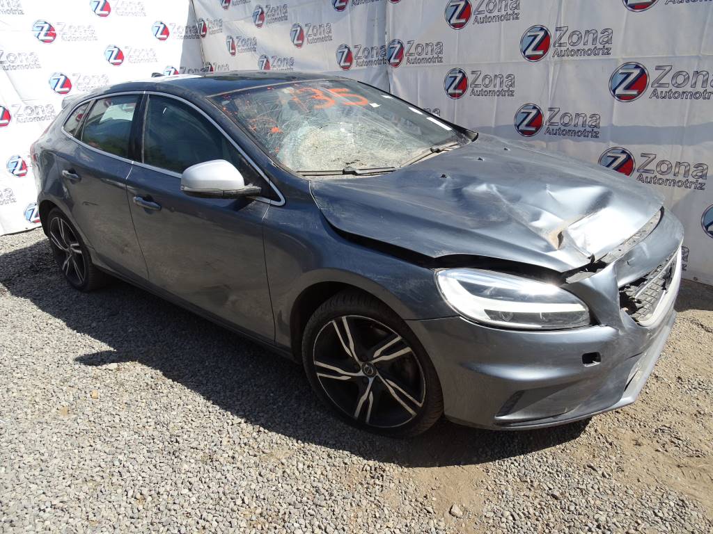 Volvo Serie V40 Fastback T4 Año 2017 #321