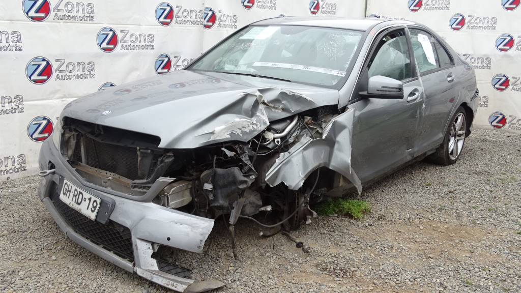 Mercedes Benz Clase C (W204) C 180 CGI Año 2013 #352