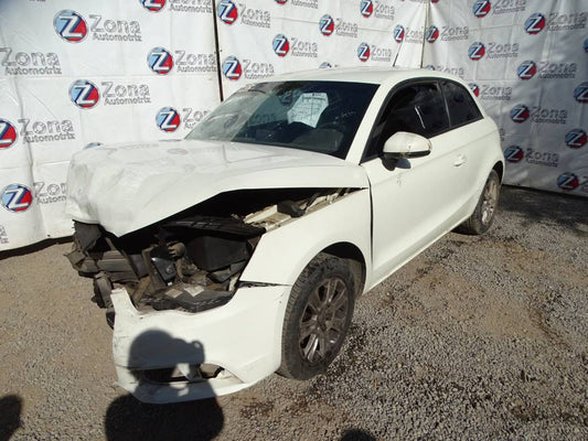 Audi Serie A1 A1 ATTRACT 1.2 Año 2013 #444