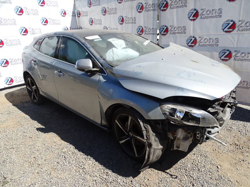 Volvo Serie V40 Fastback T4 GTDi Año 2014 #317