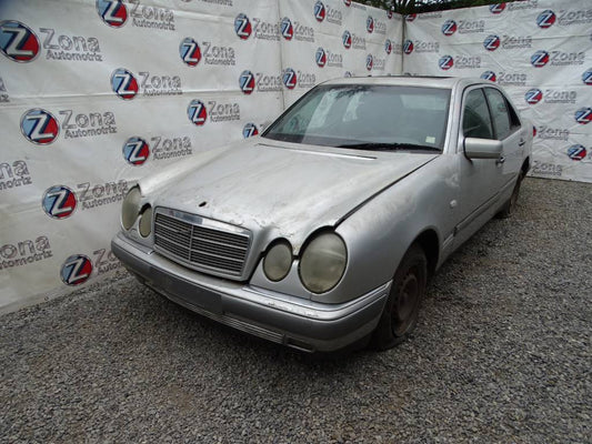 Mercedes Benz Clase E (W210) E 240 Año 1999 #416