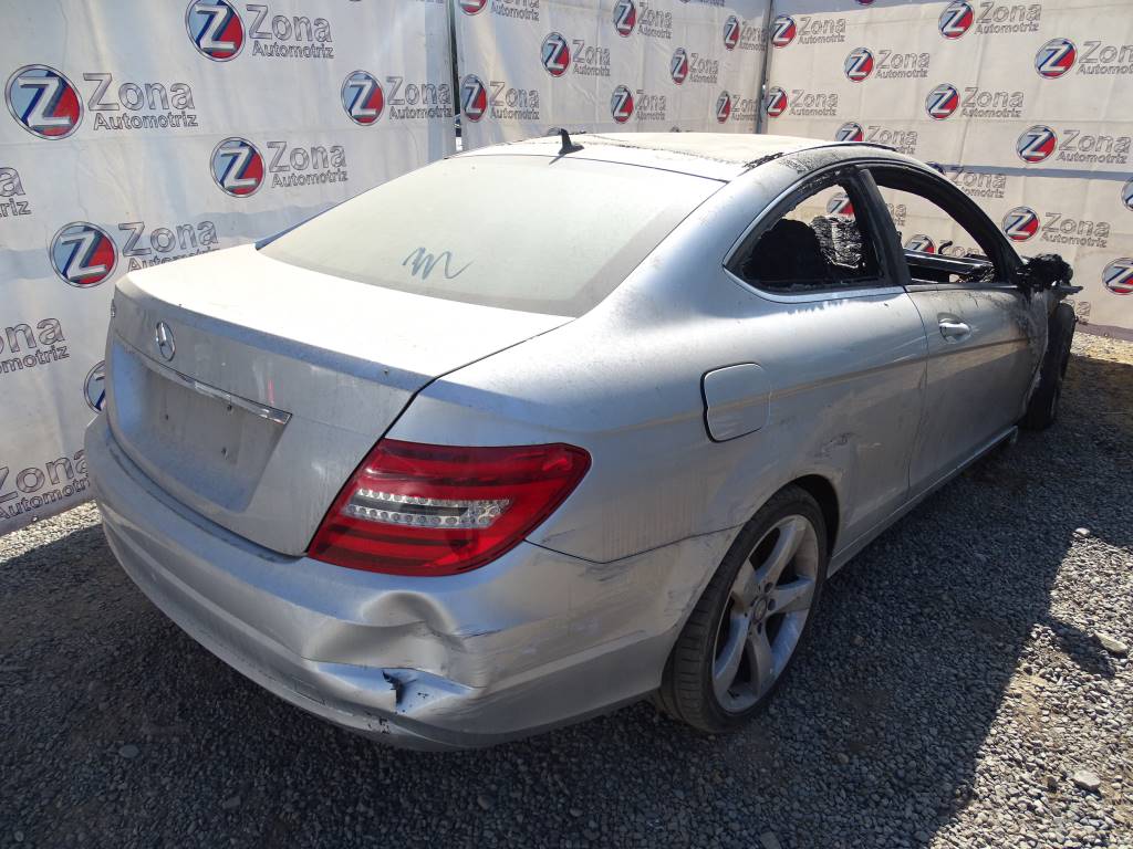 Mercedes Benz Clase C (W204) C 180 Año 2013 #372