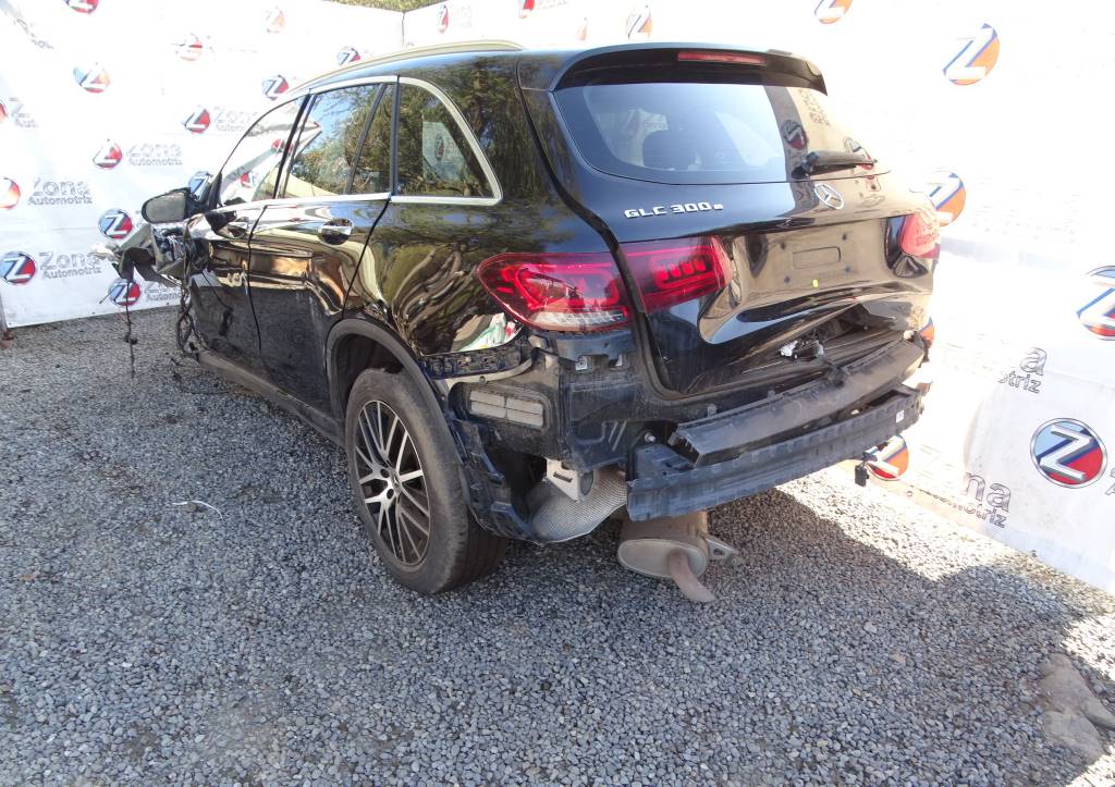 Mercedes Benz Clase GLC (W253) 300 e 4-matic Año 2021 #449