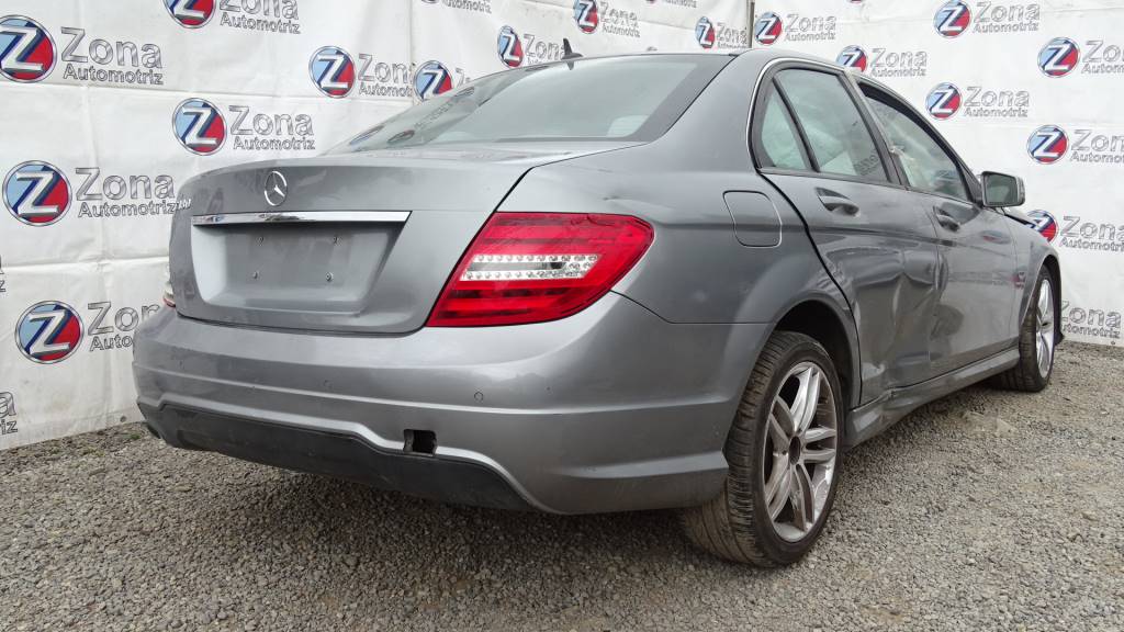 Mercedes Benz Clase C (W204) C 180 CGI Año 2013 #352