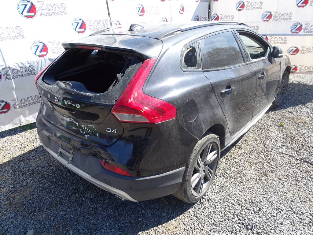 Volvo Serie V40 Fastback D4 Año 2013 #303