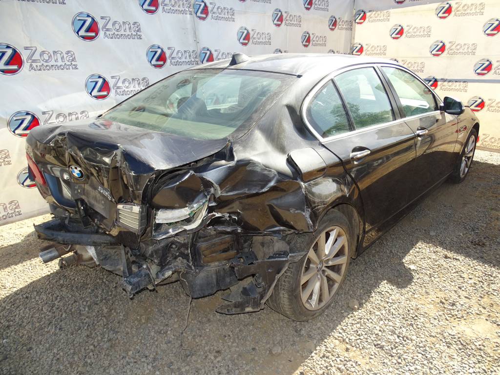 Bmw Serie 5 (F10) 520 i Año 2013 #376