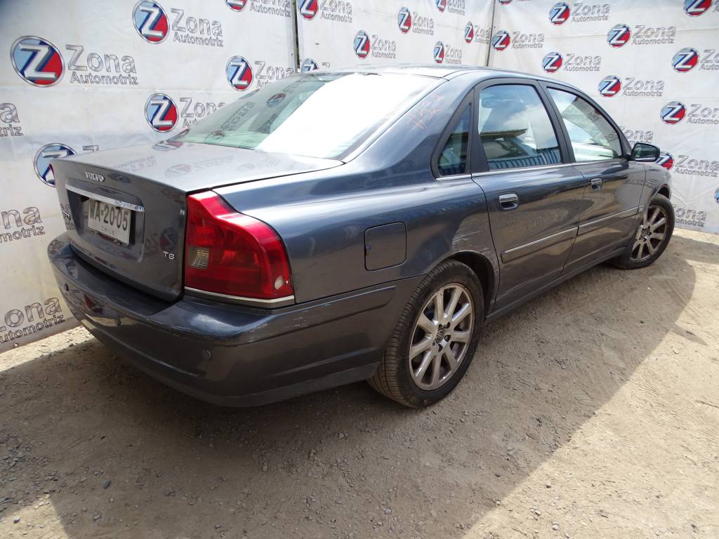 Volvo Serie S80 I 2.9 T6 Año 2005 #529