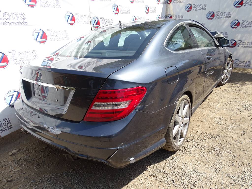 Mercedes Benz Clase C (W204) C 180 Año 2015 #381