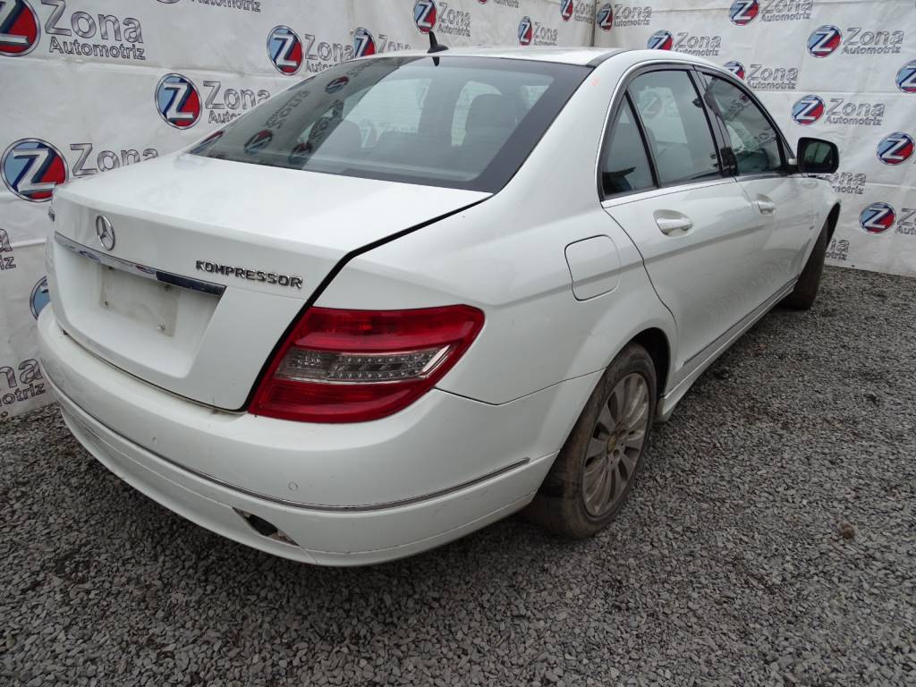 Mercedes Benz Clase C (W204) C 200 Kompressor Año 2008 #402