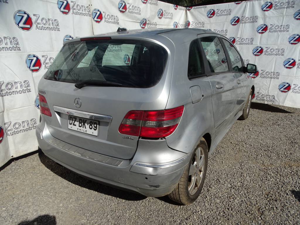 Mercedes Benz Clase B (W245) B 180 Año 2011 #442