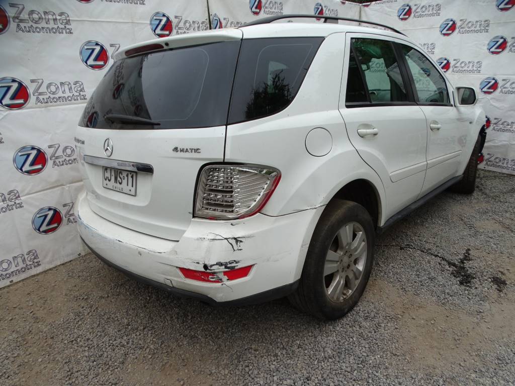 Mercedes Benz Clase ML (W164) ML 300 CDI 4-matic Año 2010 #428