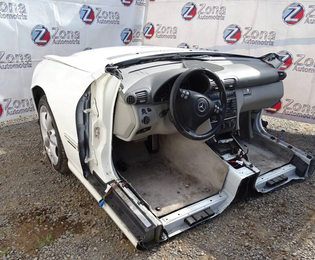 Mercedes Benz Clase C (W203) C 230 Año 2006 #345