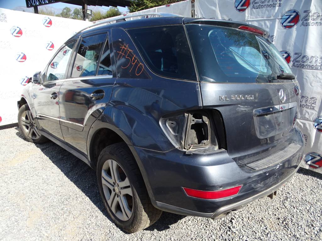Mercedes Benz ML (W164) ML 300 CDI 4MATIC Año 2011 #540