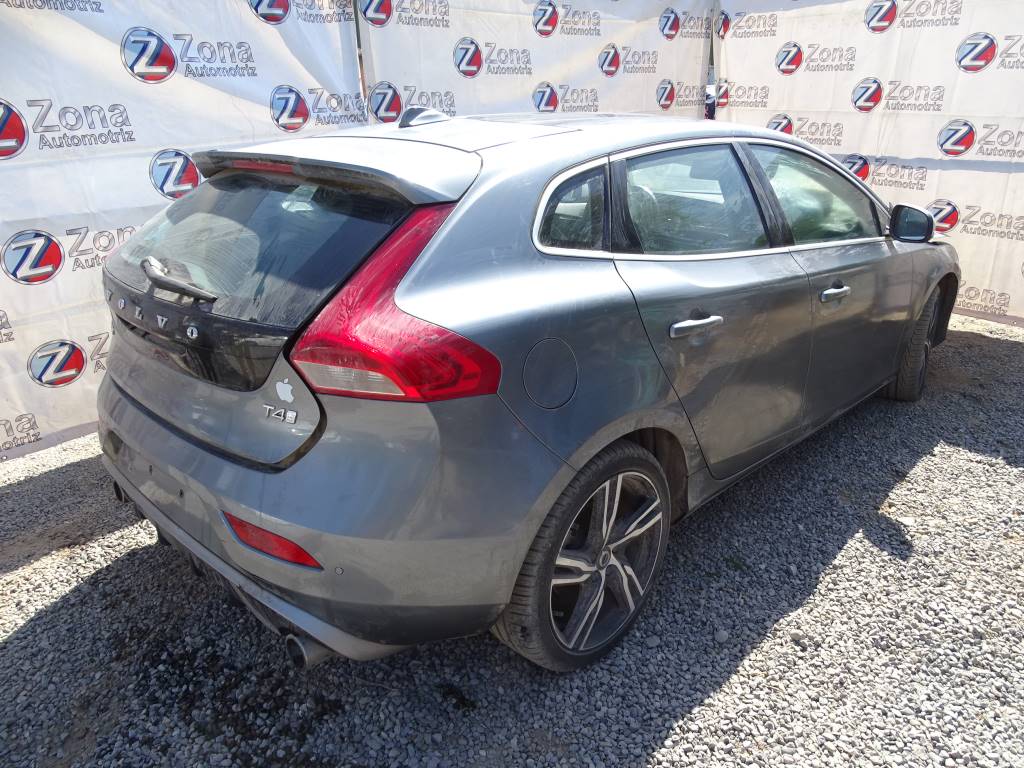 Volvo Serie V40 Fastback T4 Año 2017 #321