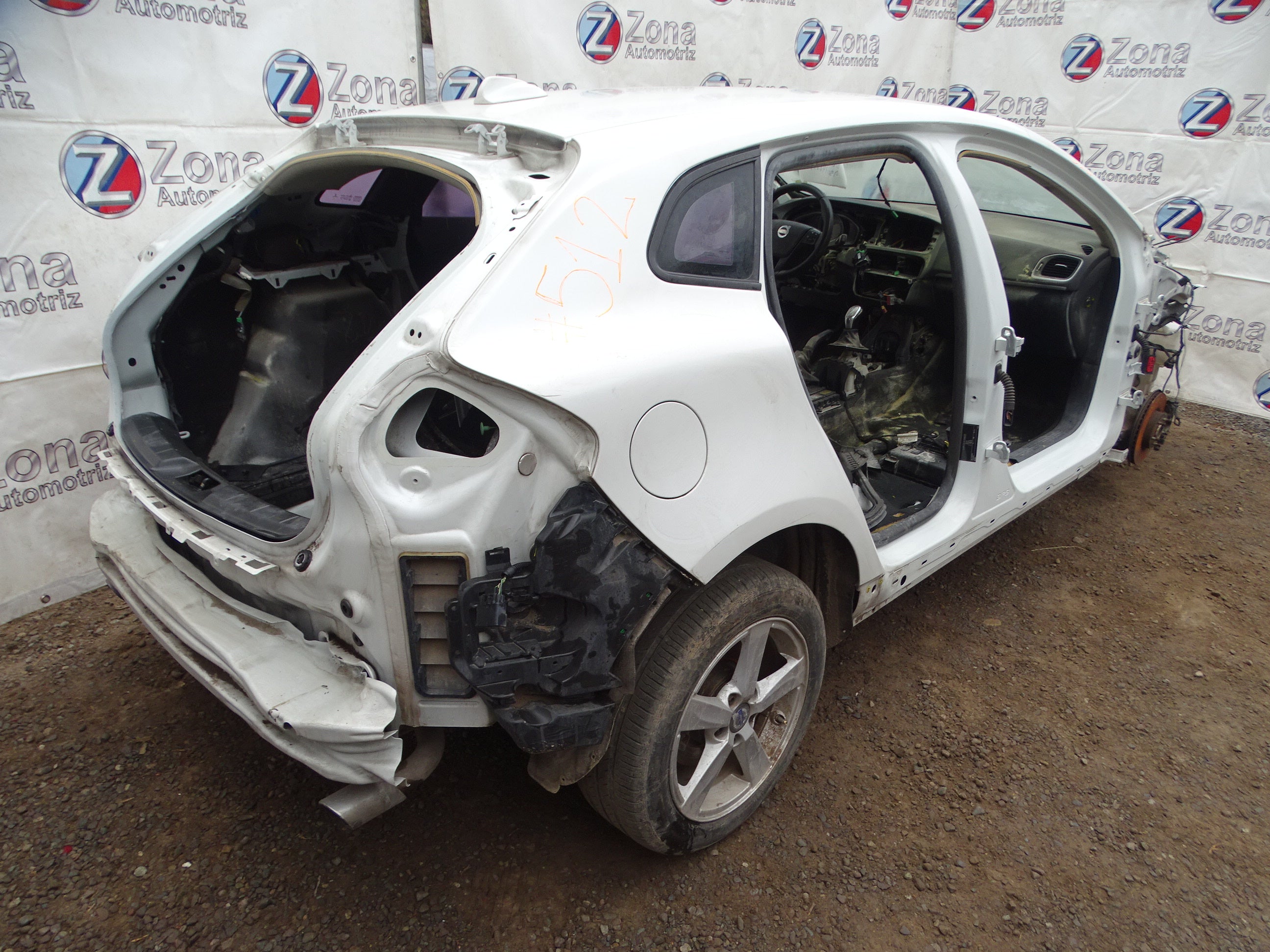 Volvo Serie V40 Fastback T4 GTDi Año 2014 #512 – ZONA AUTOMOTRIZ CHILE