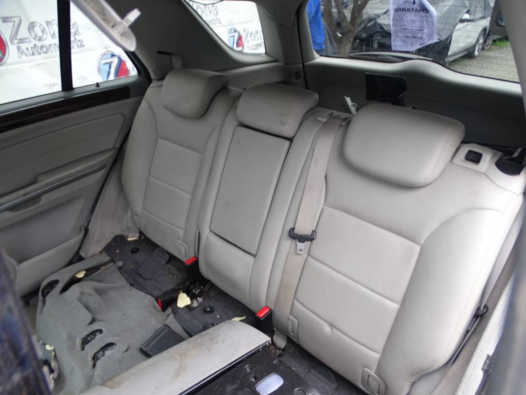 Mercedes Benz Clase ML (W164) ML 350 CDI 4-matic Año 2012 #514