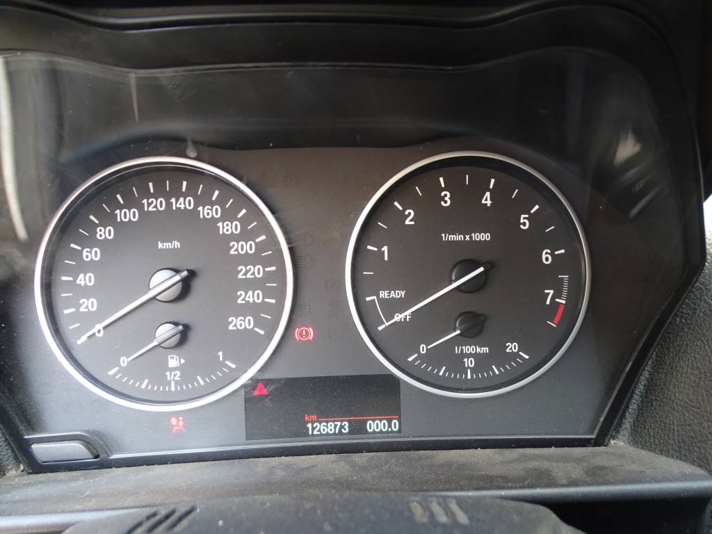 BMW Serie 2 (F23) 220 i Año 2015 #539