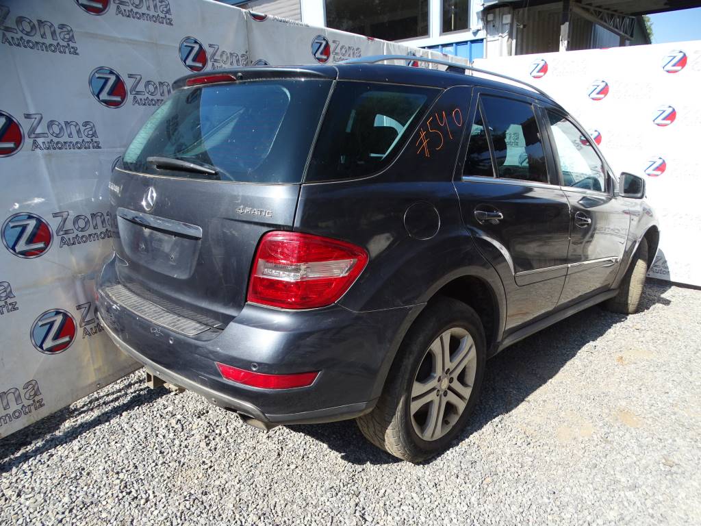 Mercedes Benz ML (W164) ML 300 CDI 4MATIC Año 2011 #540
