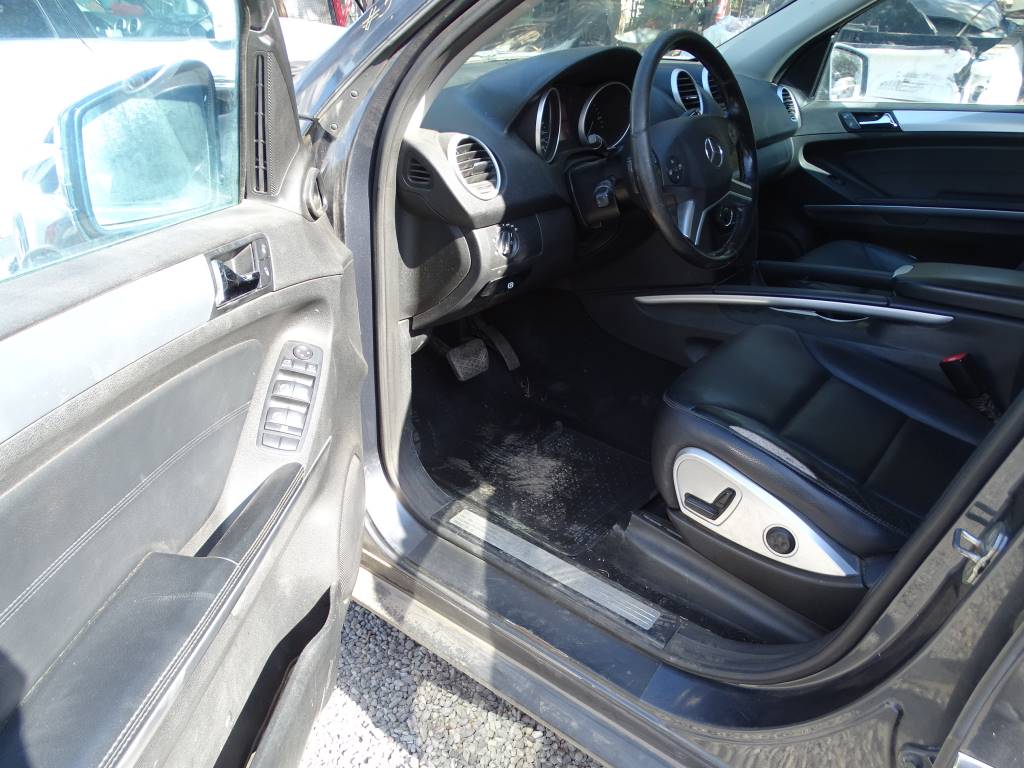 Mercedes Benz ML (W164) ML 300 CDI 4MATIC Año 2011 #540