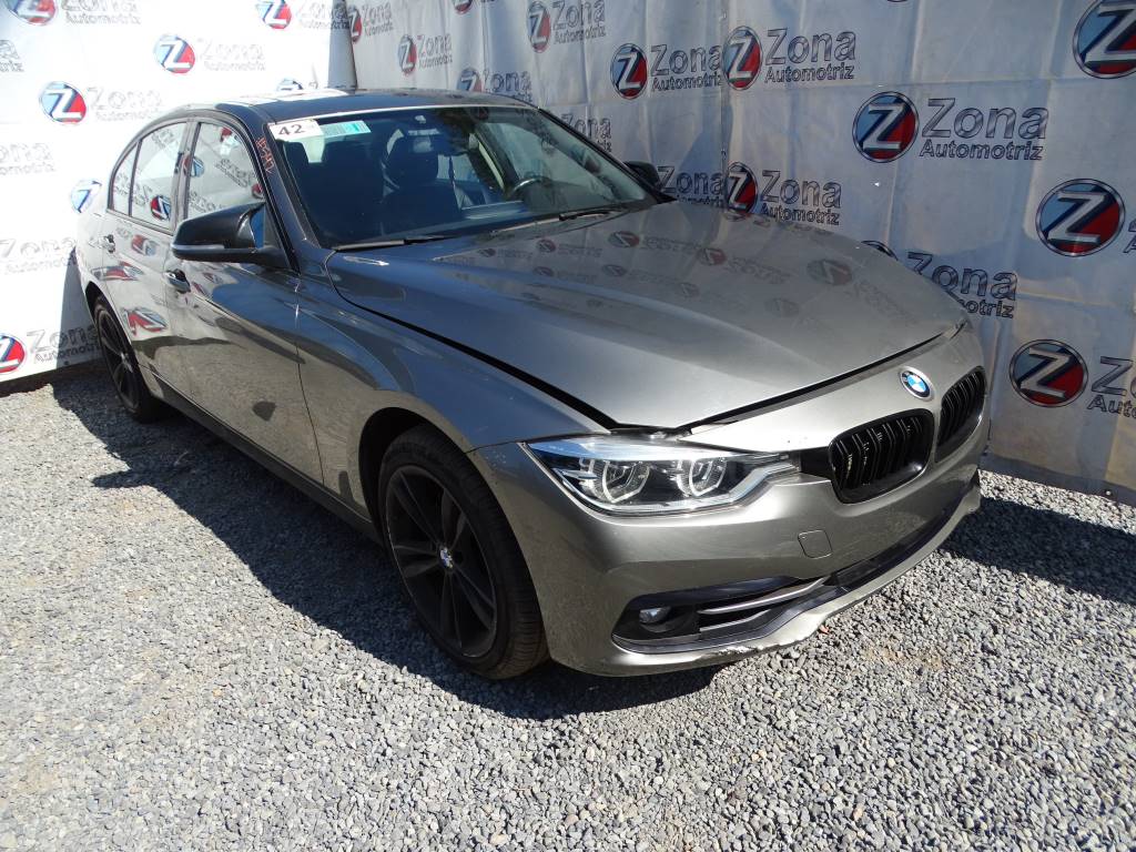 BMW Serie 3 (F30) 318 i Año 2018 #542