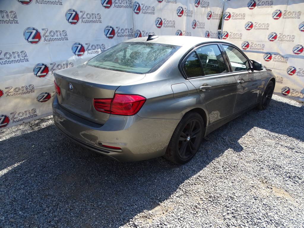 BMW Serie 3 (F30) 318 i Año 2018 #542