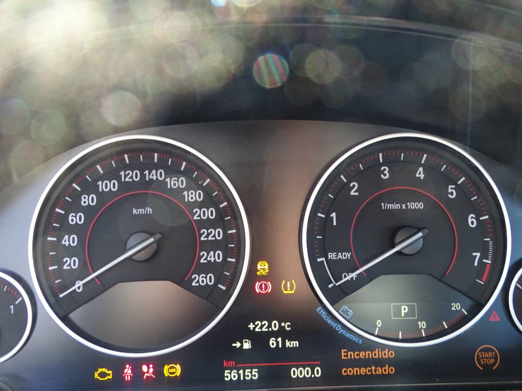 BMW Serie 3 (F30) 318 i Año 2018 #542