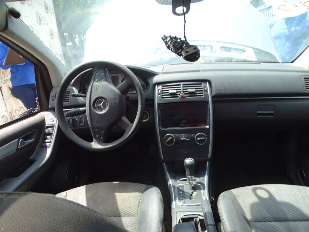 Mercedes Benz Clase B (W245) B 200 Turbo Año 2010 #531