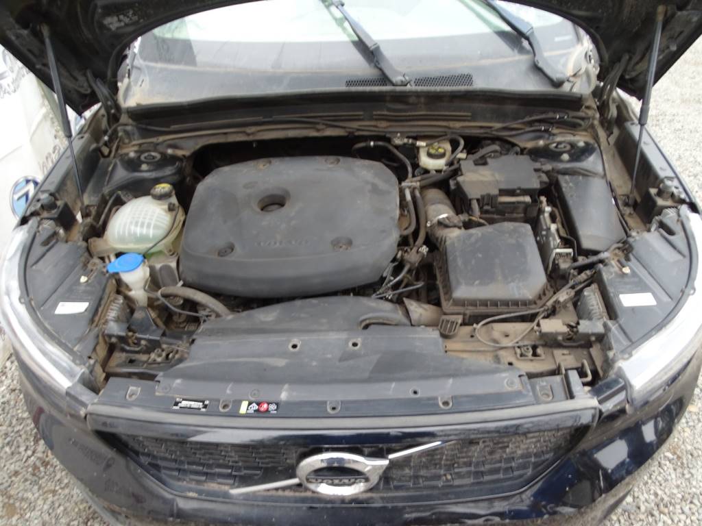 Volvo Serie XC40 T5 AWD Año 2021 #408