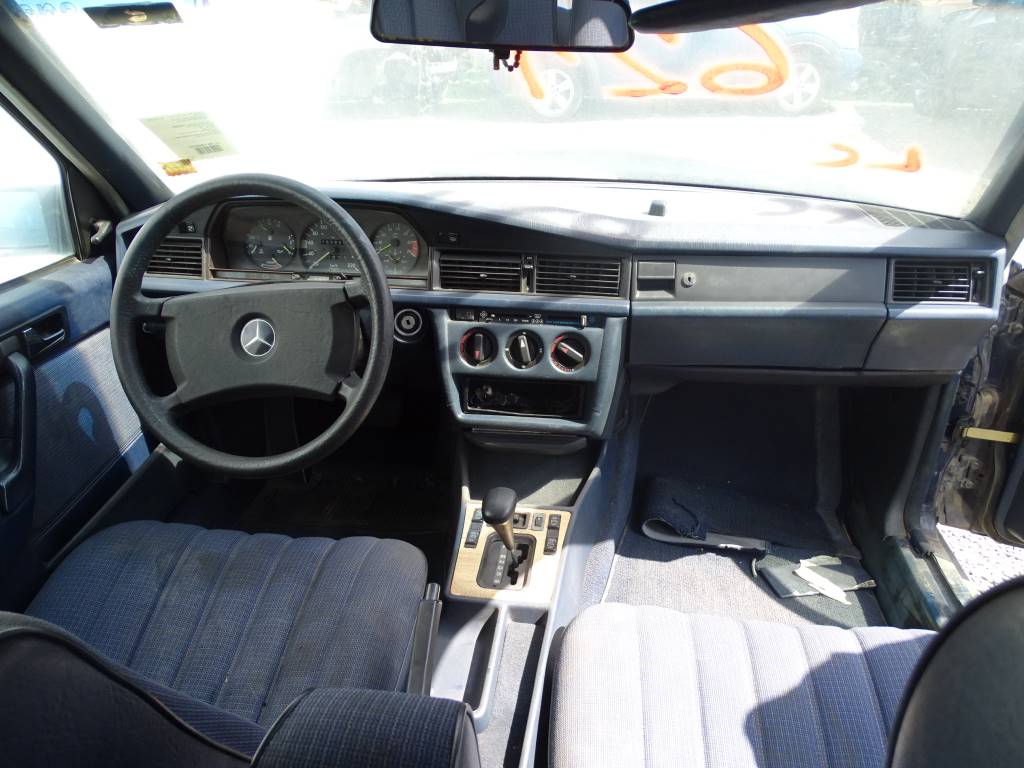 Mercedes Benz Clase E (W201) 190E Año 1988 #307