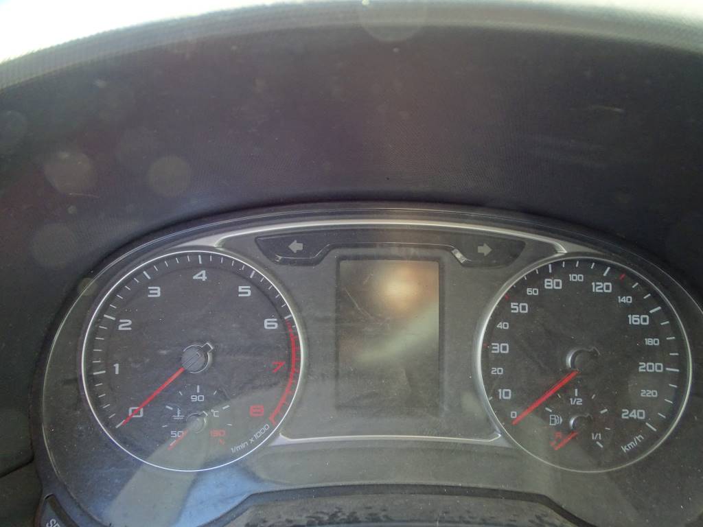 Audi Serie A1 A1 ATTRACT 1.2 Año 2013 #444