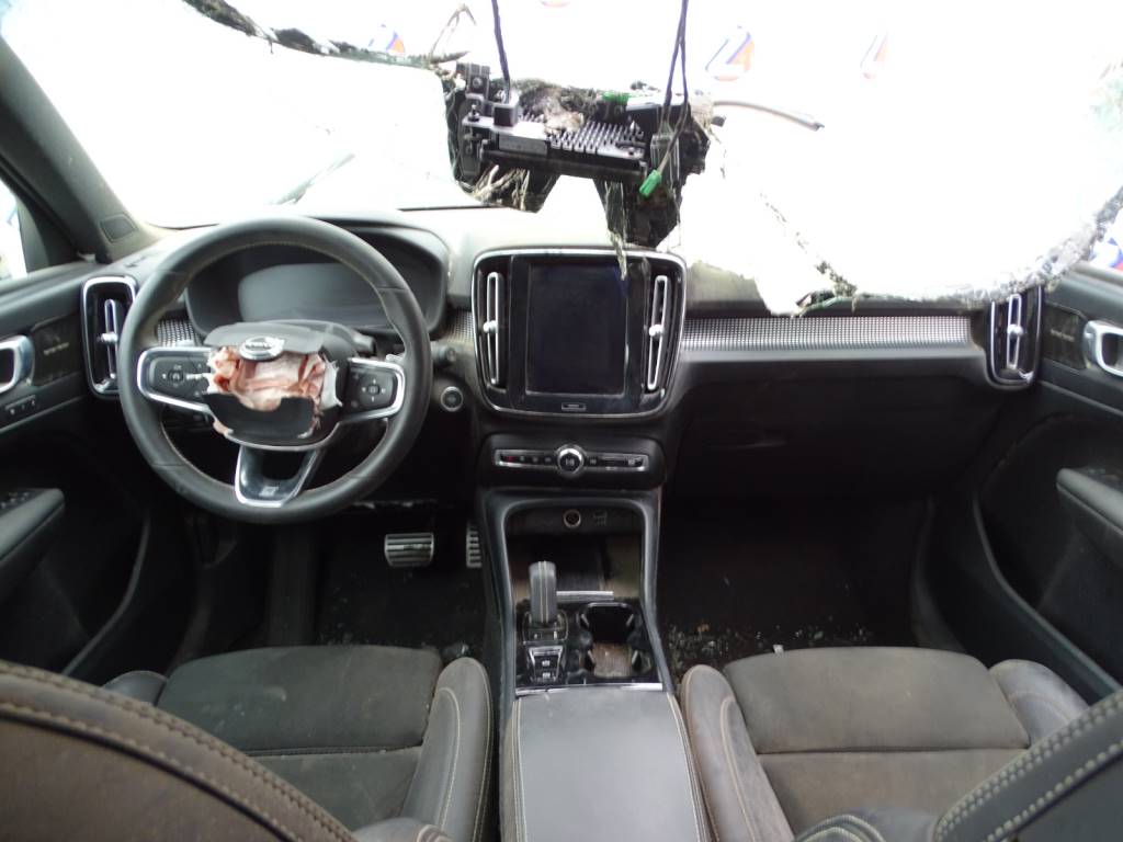 Volvo Serie XC40 T5 AWD Año 2021 #408