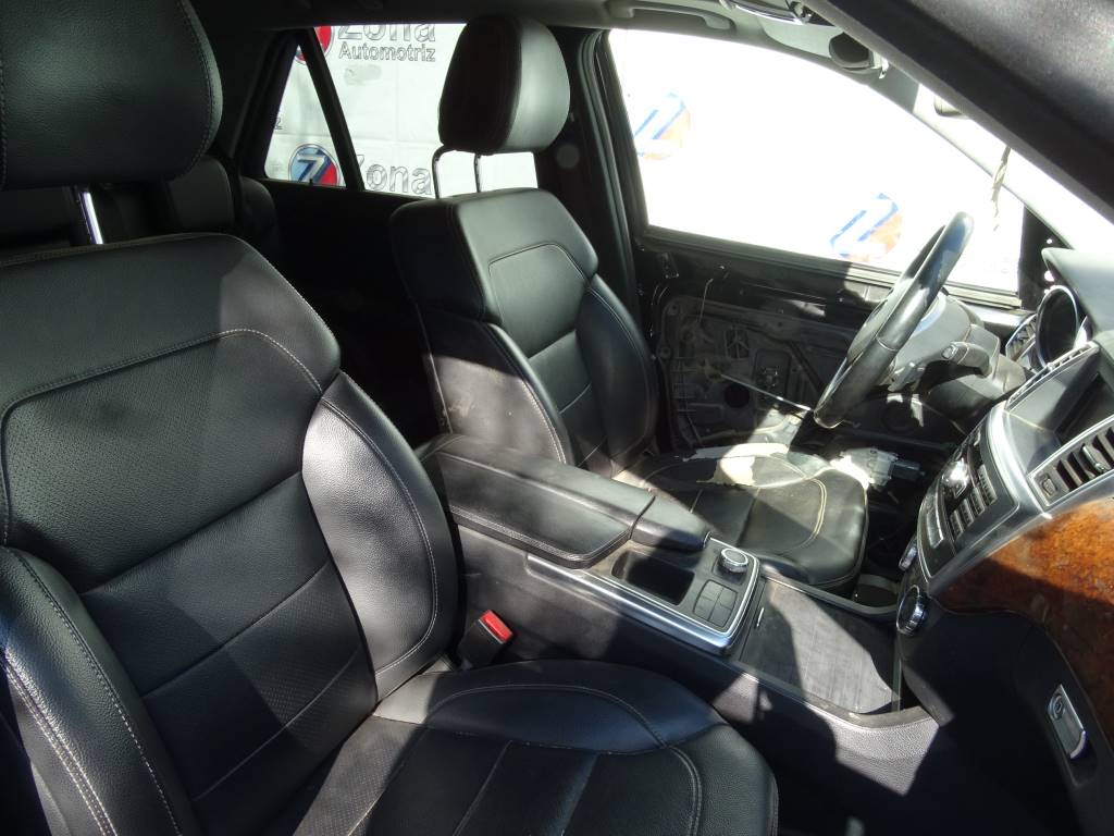 Mercedes Benz Clase ML (W166) ML 350 4-matic Año 2013 #394