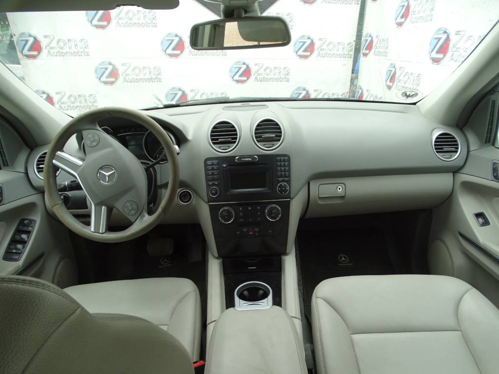 Mercedes Benz Clase ML (W164) ML 300 CDI 4-matic Año 2010 #428