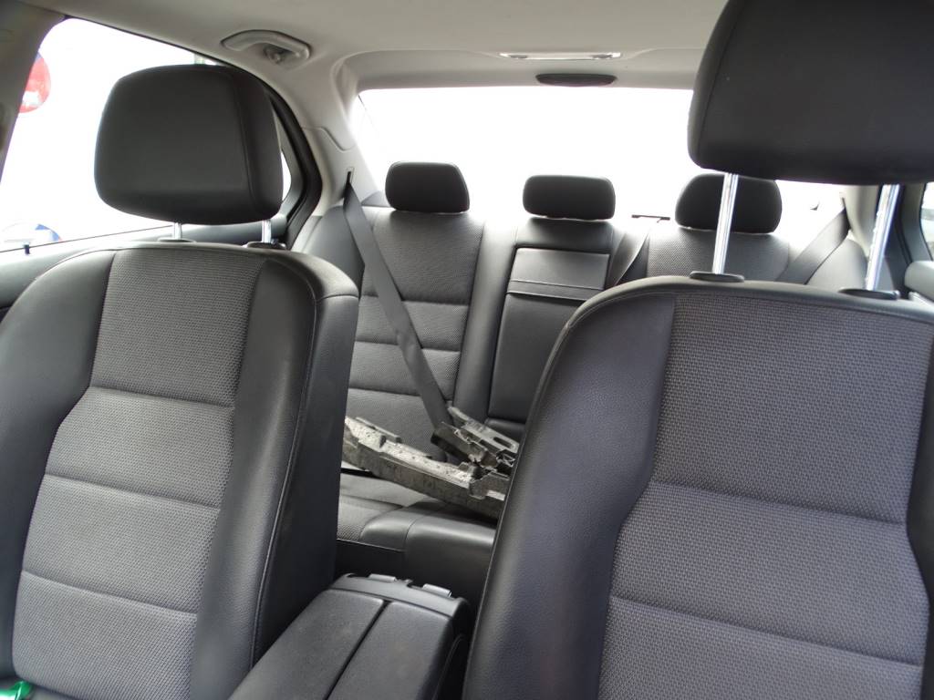 Mercedes Benz Clase C (W204) C 200 CGI Año 2011 #422