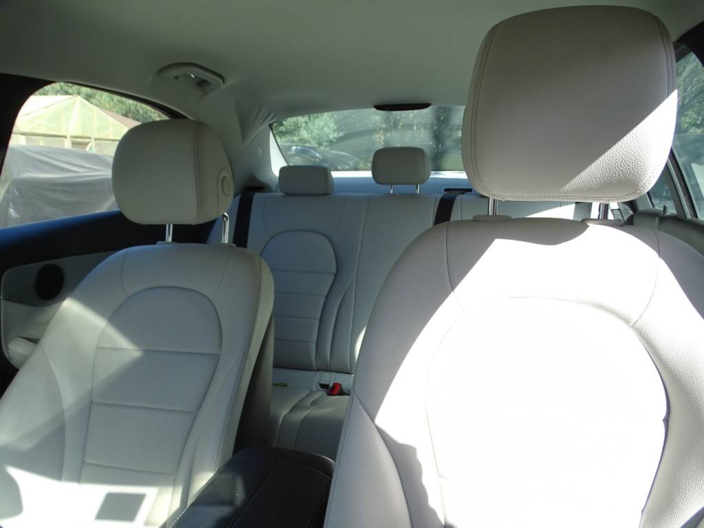 Mercedes Benz Clase C (W205) C 180 Año 2015 #435