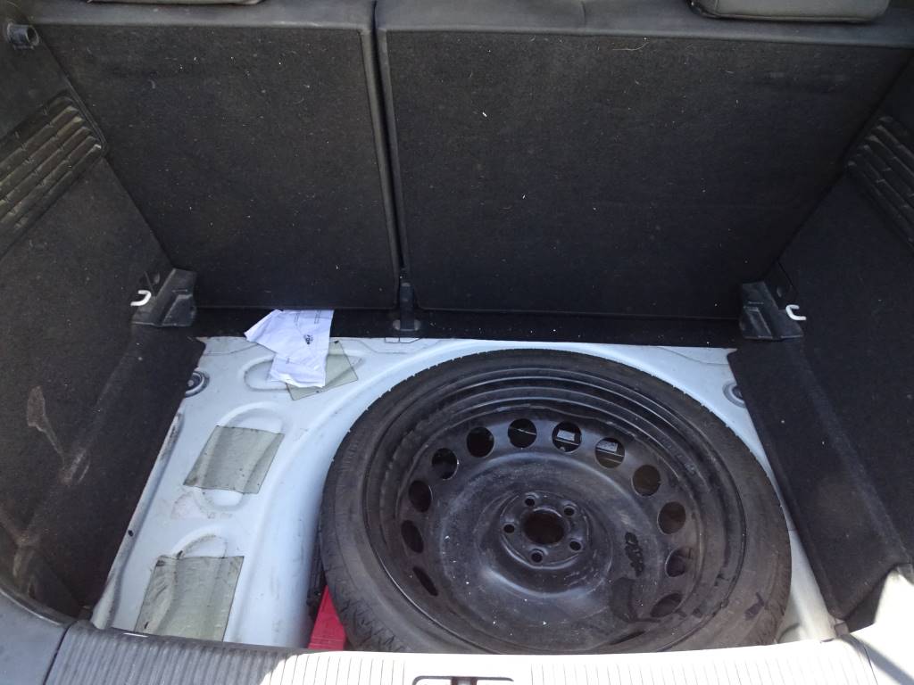 Audi Serie A1 A1 ATTRACT 1.2 Año 2013 #444