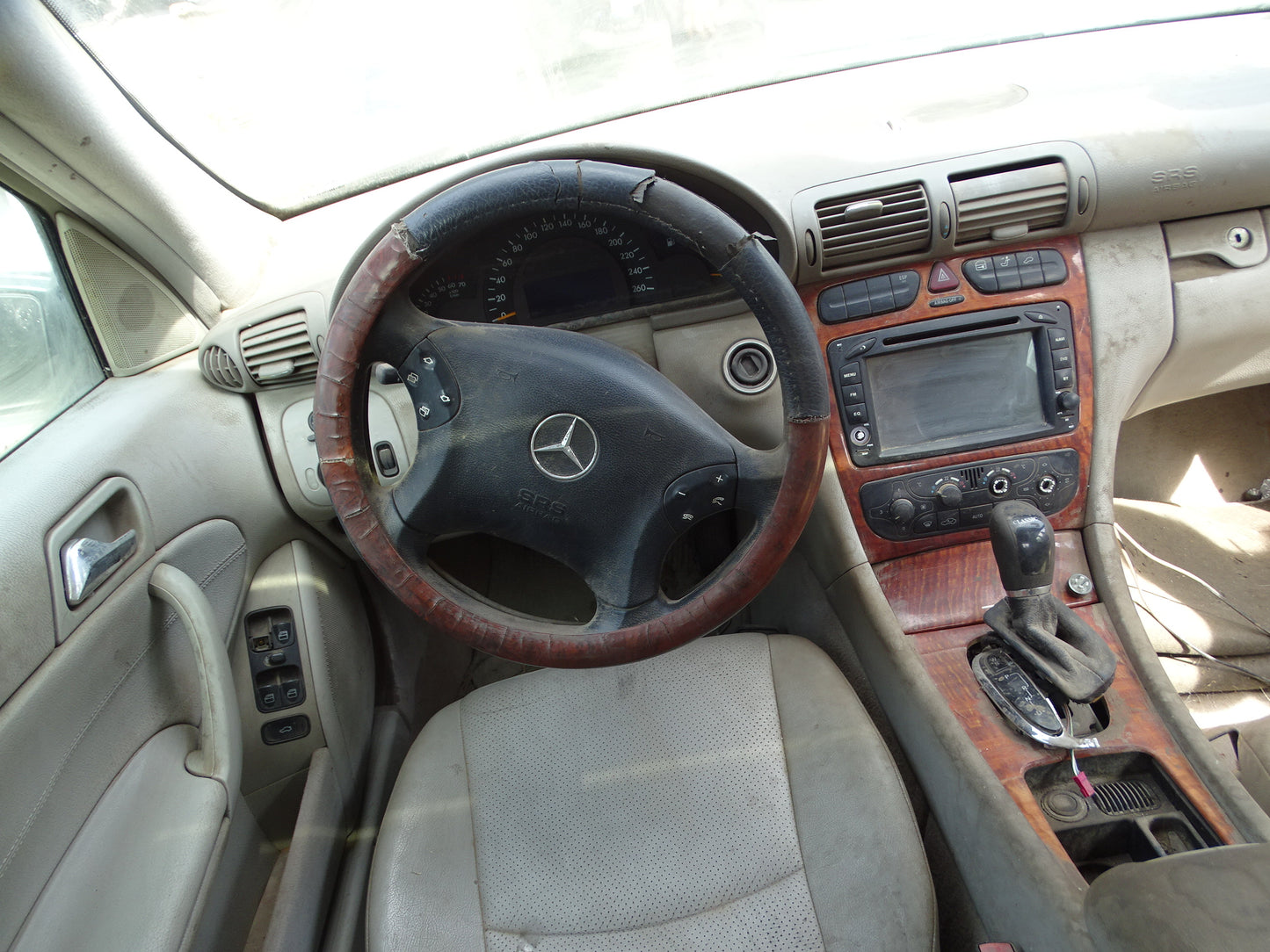 Mercedes Benz Clase C (W203) C 180 Año 2002 #524