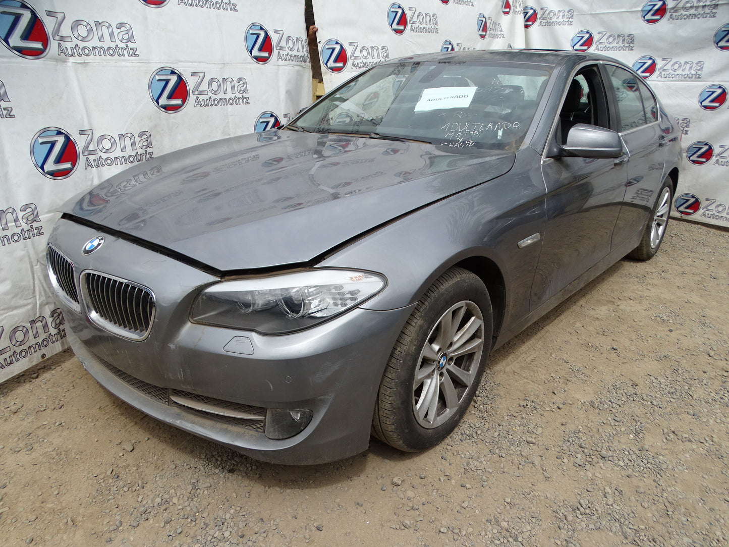 Bmw Serie 5 (F10) 523 i Año 2011 #526