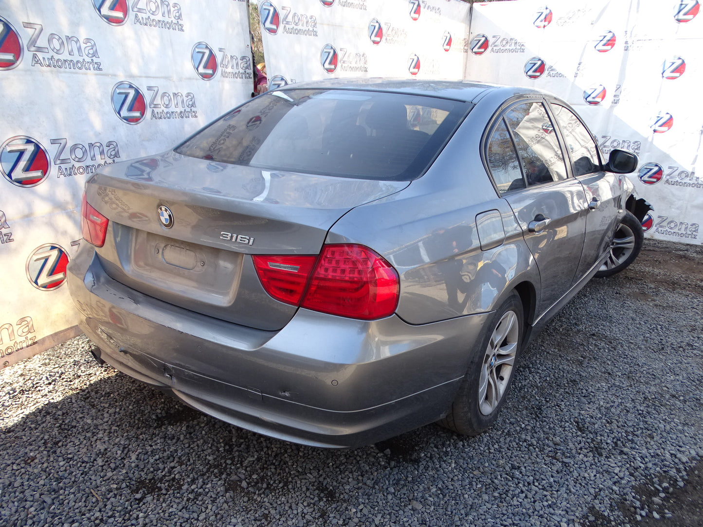 Bmw Serie 3 (E90) 316 i Año 2011 #454