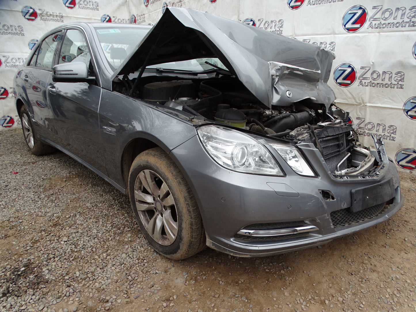 Mercedes Benz Clase E (W212) E 200 CGI Año 2011 #464